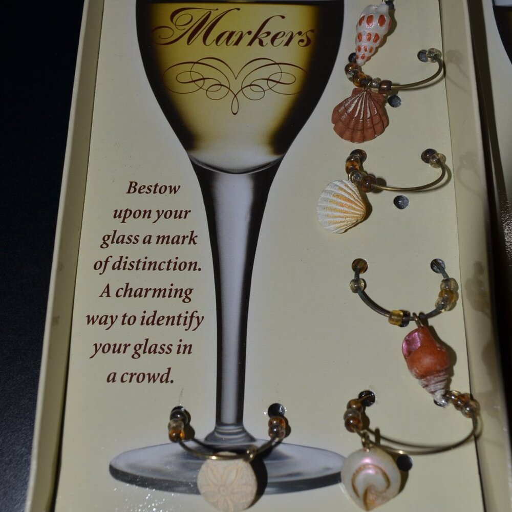 Boston Warehouse Seashell Wine Glass Charms 16 in Box, NWT - Picture 2 of 8